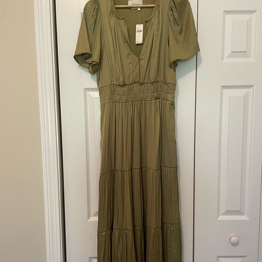 GORGEOUS NWT ANTHROPOLOGIE MAXI DRESS